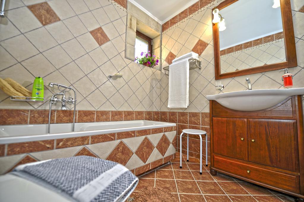 Fotini Traditional Villas Kavousi  Exterior photo